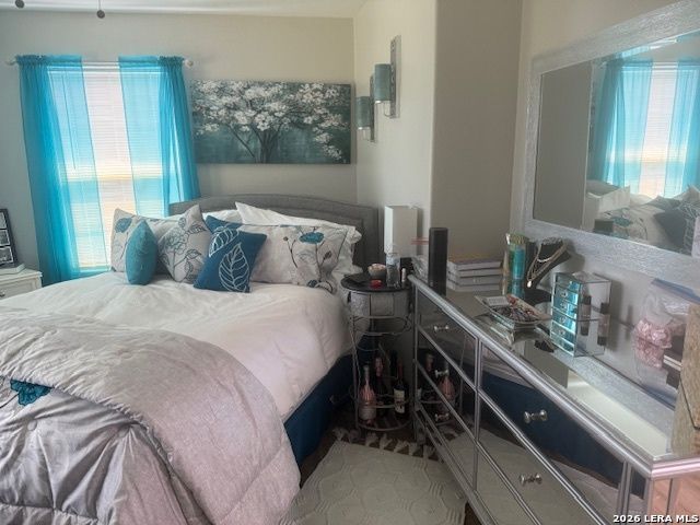 1011 E Hutchinson, Beeville, TX 78102