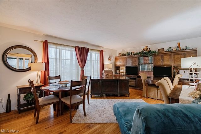 6746 Edgemoor Avenue, Solon, OH 44139