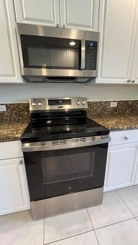 26 Royal Palm Way 302, Boca Raton, FL 33432
