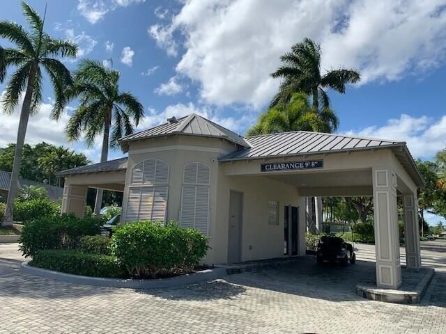 26 Royal Palm Way 302, Boca Raton, FL 33432