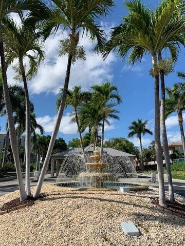 26 Royal Palm Way 302, Boca Raton, FL 33432