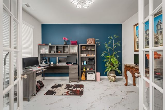 1413 Burrows Ave, Murfreesboro, TN 37129