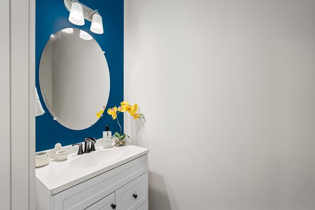 1413 Burrows Ave, Murfreesboro, TN 37129