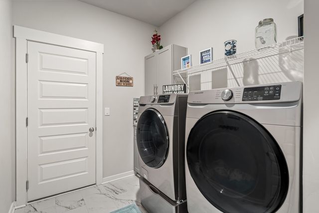 1413 Burrows Ave, Murfreesboro, TN 37129