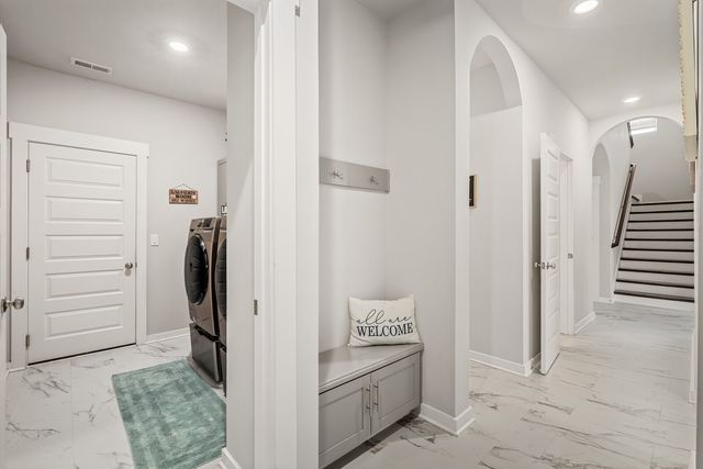 1413 Burrows Ave, Murfreesboro, TN 37129