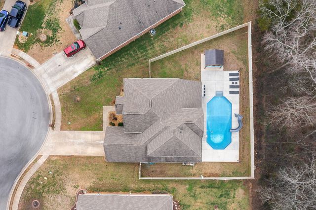 1413 Burrows Ave, Murfreesboro, TN 37129