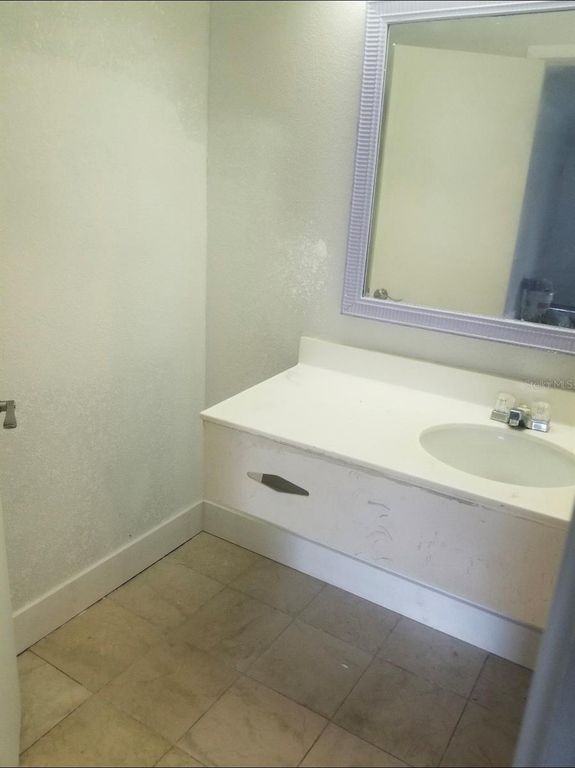 7150 N TAMIAMI TRL S503, SARASOTA, FL 34243 — photo 5