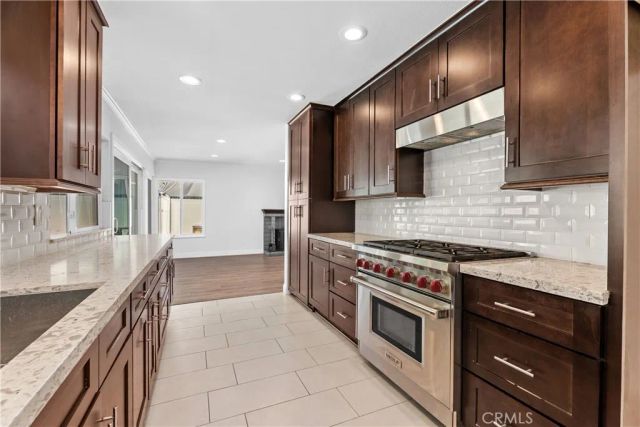 25801 Chapel Hill, Lake Forest, CA 92630