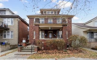 895 Beaconsfield Avenue, Grosse Pointe Park, MI 48230