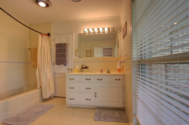 6 Country Club, Texarkana, AR 71854