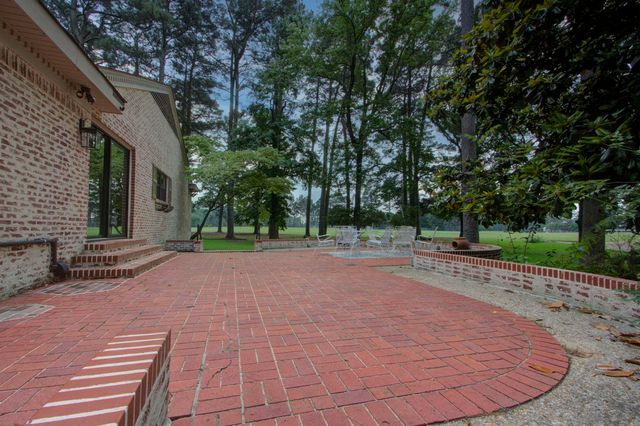 6 Country Club, Texarkana, AR 71854