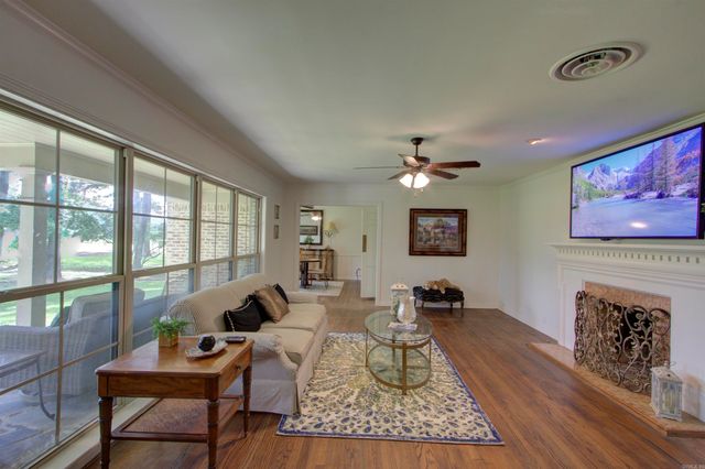 6 Country Club, Texarkana, AR 71854