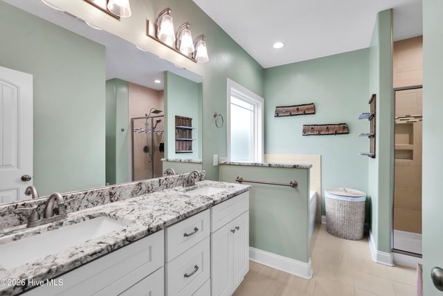 131 NE 15th Street, Oak Island, NC 28465