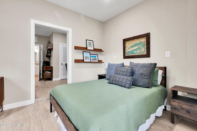 131 NE 15th Street, Oak Island, NC 28465