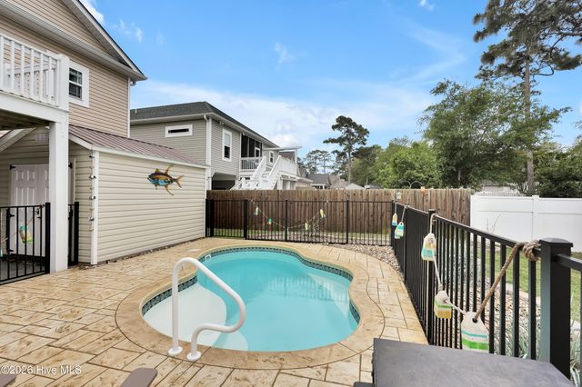 131 NE 15th Street, Oak Island, NC 28465