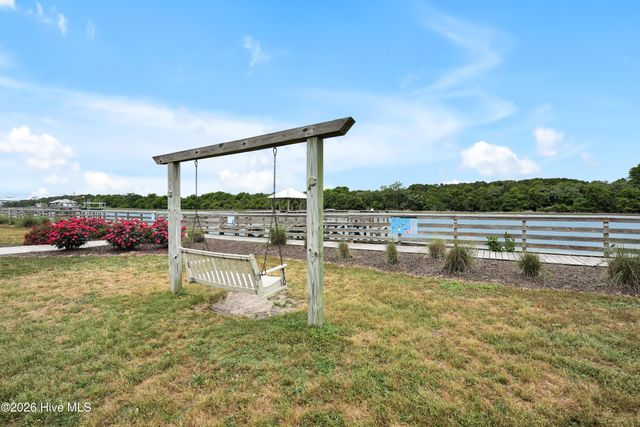 131 NE 15th Street, Oak Island, NC 28465