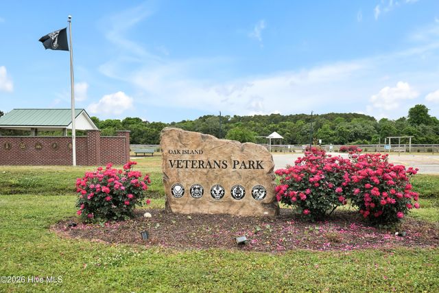 131 NE 15th Street, Oak Island, NC 28465