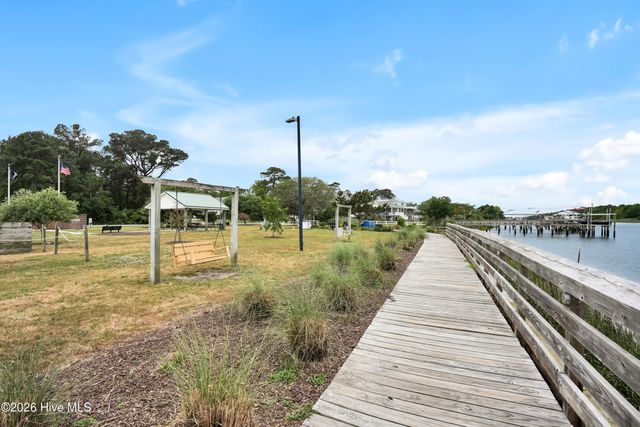 131 NE 15th Street, Oak Island, NC 28465