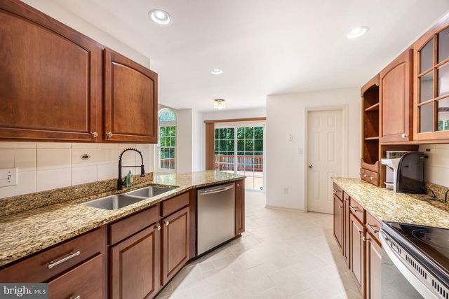 10307 NAPOLEON ST, Fredericksburg, VA 22408