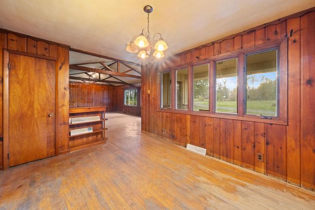 N1630 Hilltop DRIVE, Lake Geneva, WI 53147