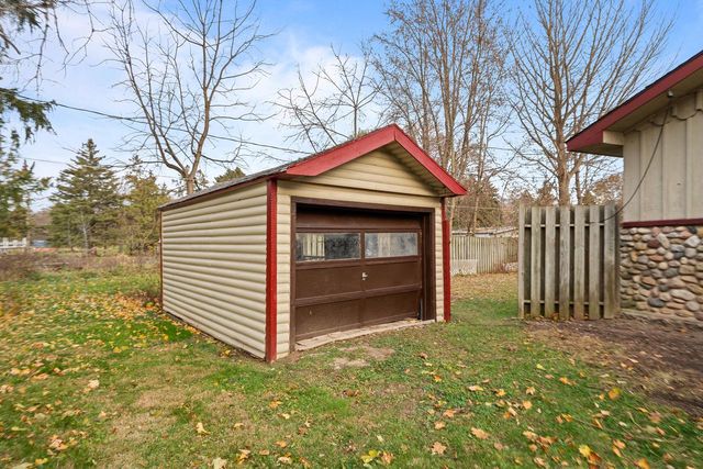 N1630 Hilltop DRIVE, Lake Geneva, WI 53147