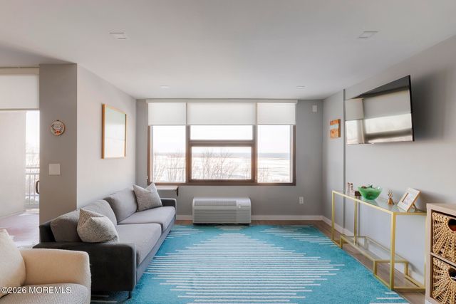 1 Scenic Drive 309, Highlands, NJ 07732