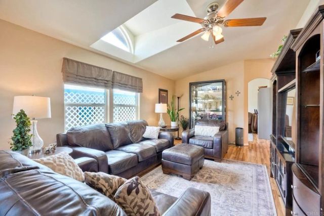 1001 S Hale Ave 2, Escondido, CA 92029