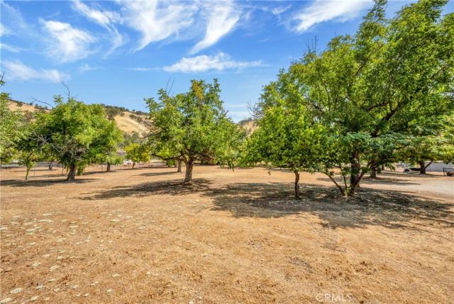 13660 Eastlake Drive, Clearlake, CA 95422