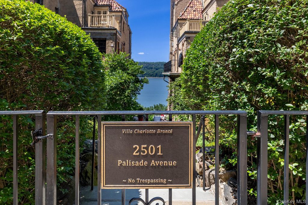 2501 Palisade Avenue C1, Bronx, NY 10463 — exterior