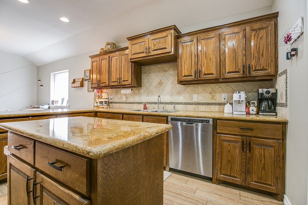 Image 11 of property listing at 701 Durham Court, San Angelo, TX 76901