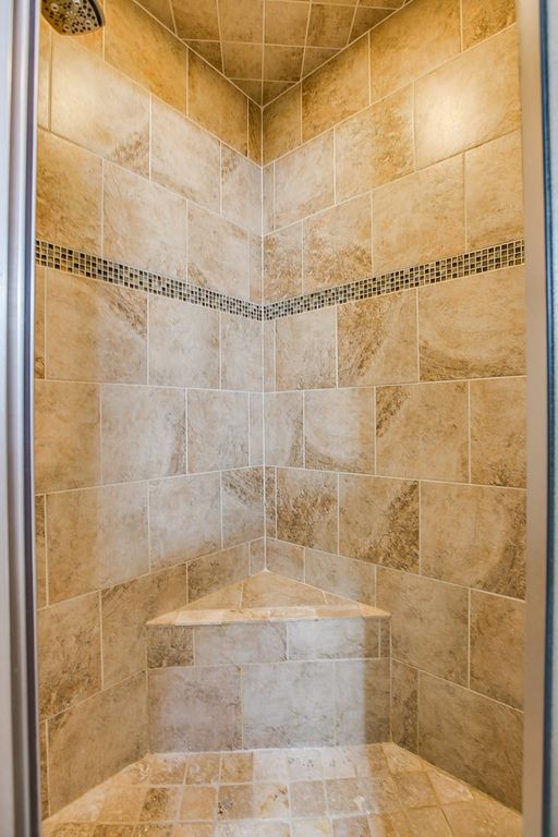 Image 16 of property listing at 701 Durham Court, San Angelo, TX 76901