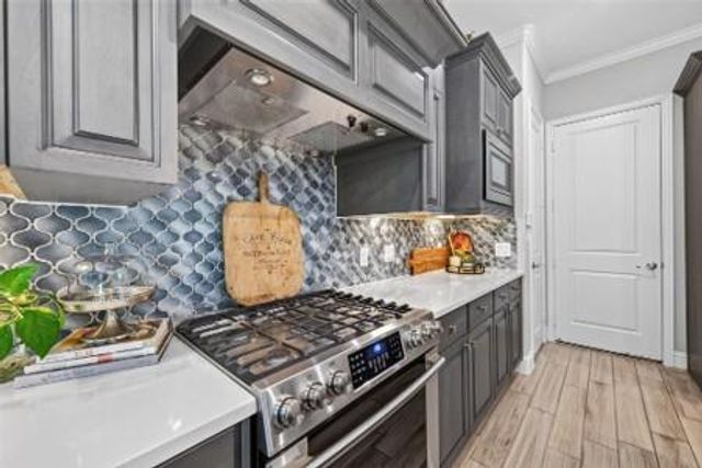 51 Banbury Court, Tomball, TX 77375