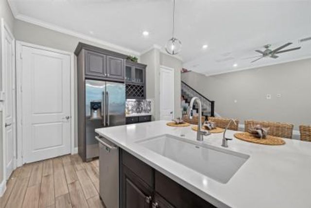 51 Banbury Court, Tomball, TX 77375