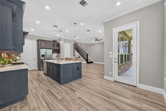 51 Banbury Court, Tomball, TX 77375