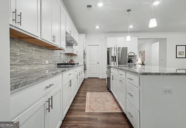 195 Amherst Way, Fayetteville, GA 30215