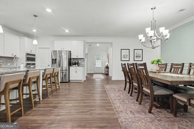 195 Amherst Way, Fayetteville, GA 30215