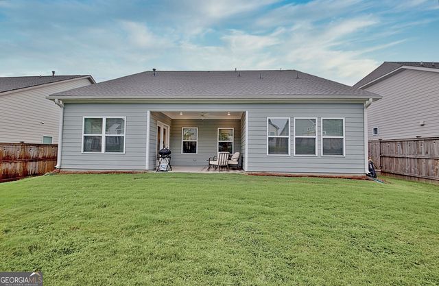 195 Amherst Way, Fayetteville, GA 30215
