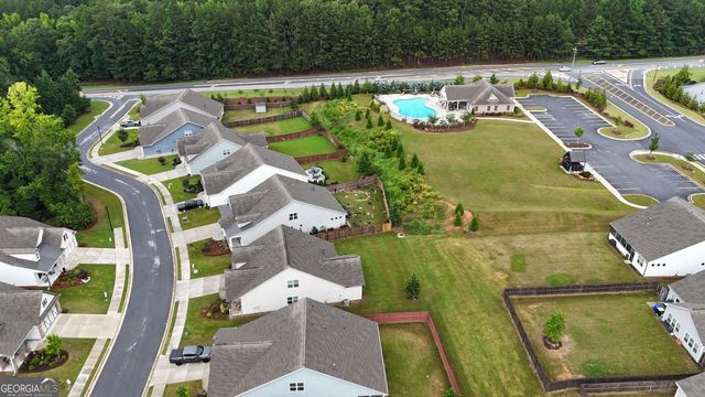 195 Amherst Way, Fayetteville, GA 30215