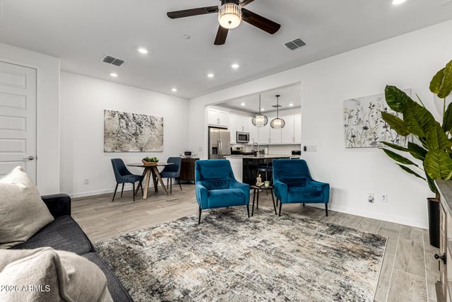 4077 S SABRINA Drive 121, Chandler, AZ 85248