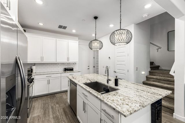 4077 S SABRINA Drive 121, Chandler, AZ 85248