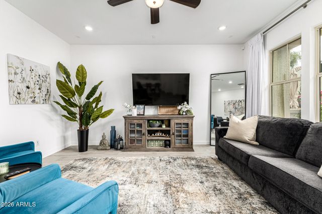 4077 S SABRINA Drive 121, Chandler, AZ 85248