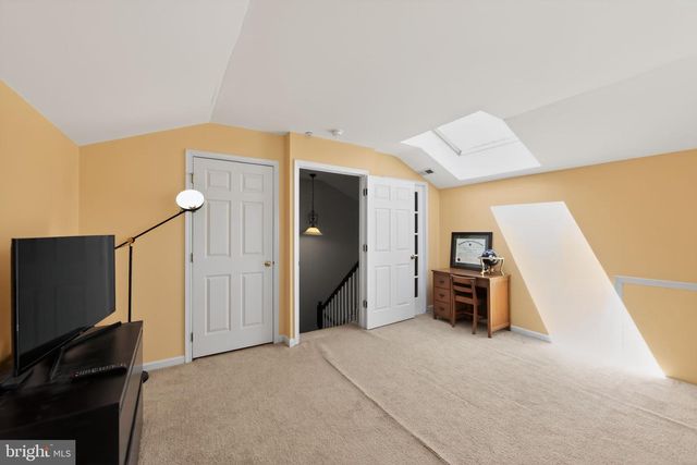 157 FRINGETREE DR, West Chester, PA 19380