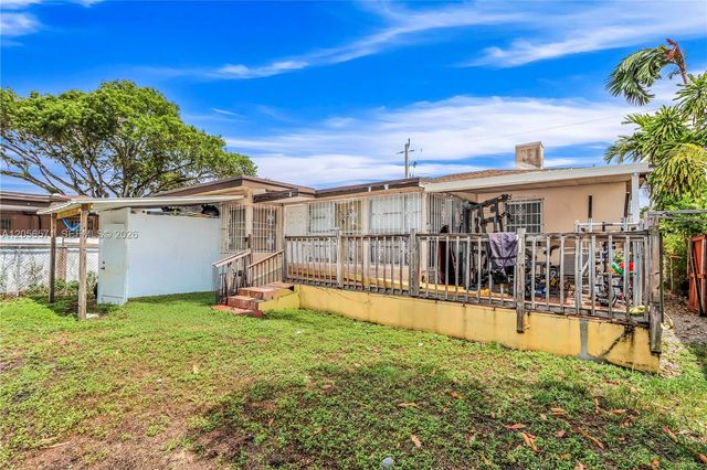 3080 SW 5th St, Miami, FL 33135