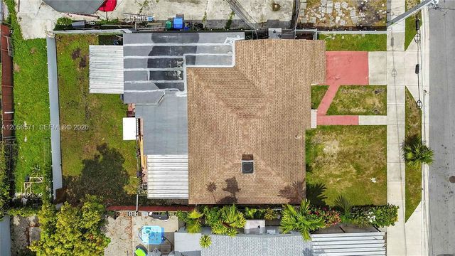 3080 SW 5th St, Miami, FL 33135