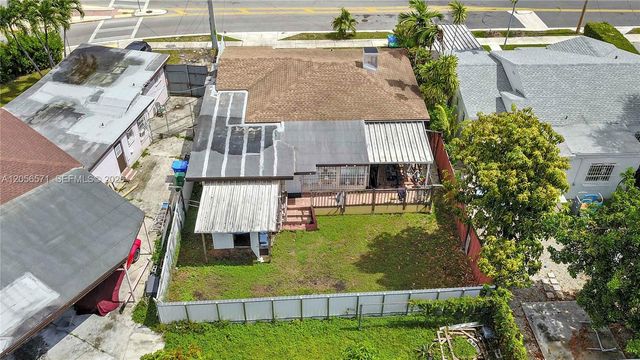 3080 SW 5th St, Miami, FL 33135
