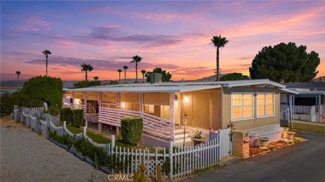 4400 W Florida 271, Hemet, CA 92545