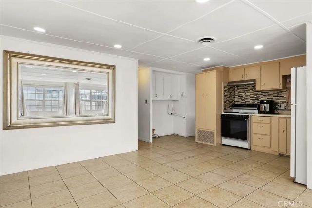 4400 W Florida 271, Hemet, CA 92545