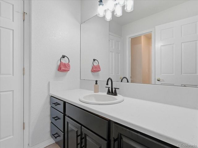 17900 County Road 5, Berthoud, CO 80513