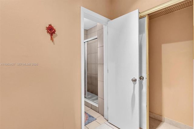 329 SE 3rd St 403T, Hallandale Beach, FL 33009