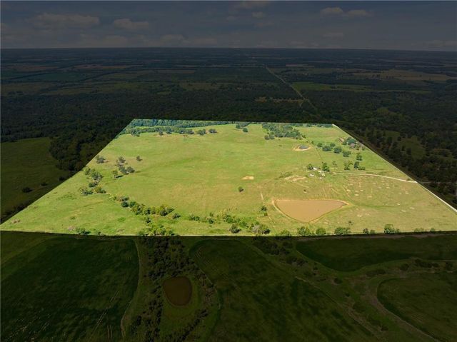 20886 E B HWY Highway, Sheldon, MO 64784